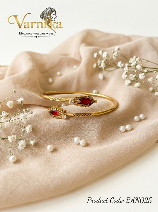 BAN025 - Ruby Red Open-Cuff Kada