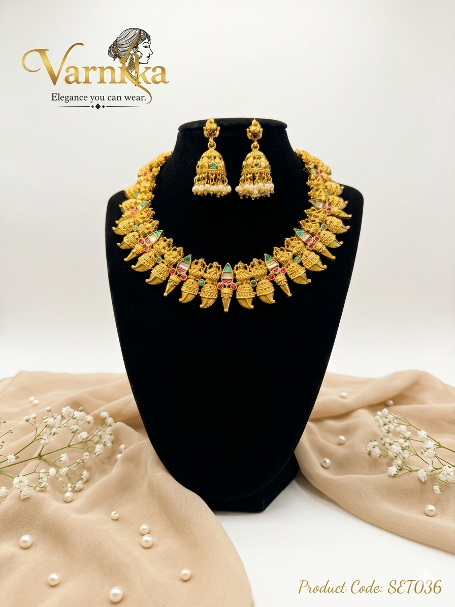 The Amrutha Heritage Set - SET036