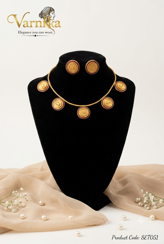 SET051 -  The Gaja Coin Short Necklace Set